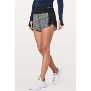 Lululemon Real Quick Short *Perforated‎ 3.5" Swift Ulta Black White Size 4 $58